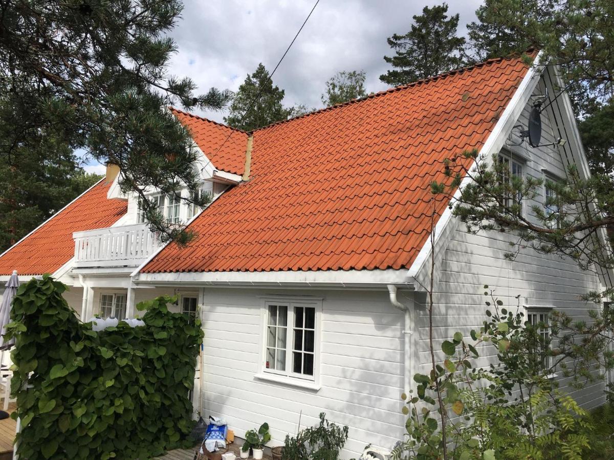 Leilighet I Sorlandshus I Son - Sjoutsikt - Naer Son Spa Exterior foto